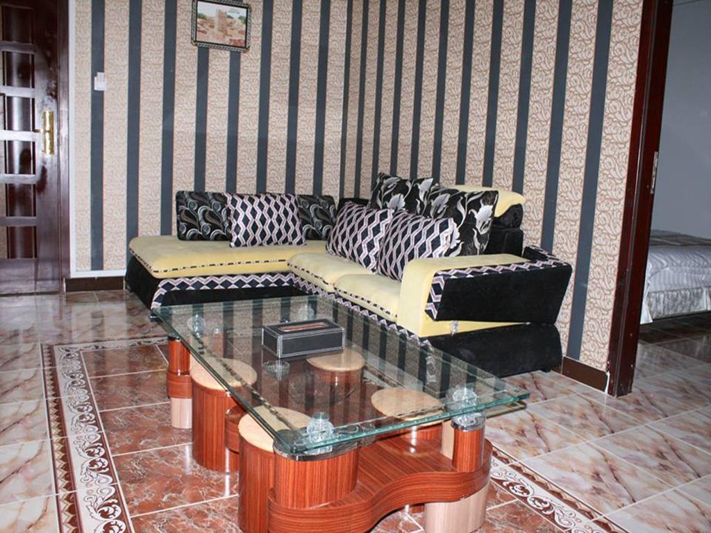 Royal Suites Hotel Nouakchott Exteriör bild
