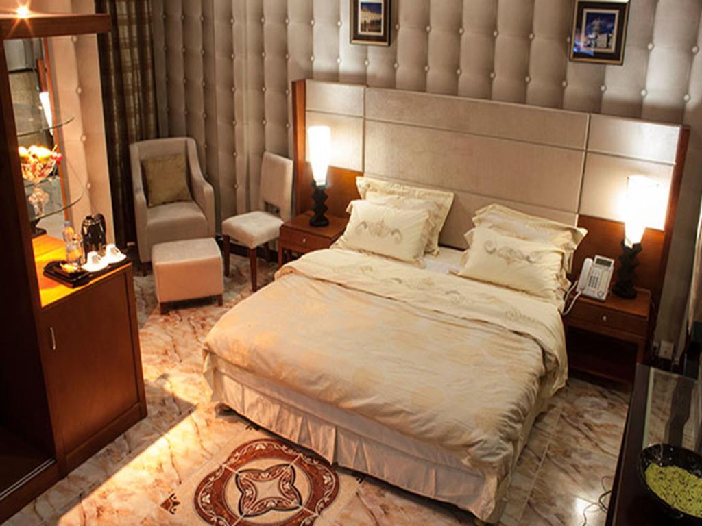 Royal Suites Hotel Nouakchott Exteriör bild