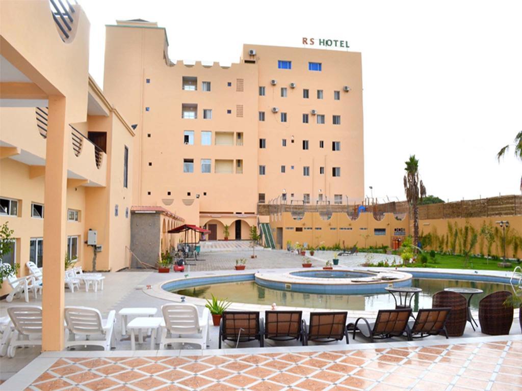 Royal Suites Hotel Nouakchott Exteriör bild